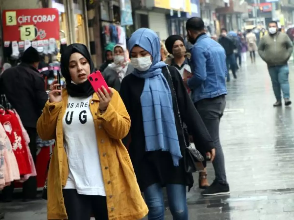 Gaziantep\'te çarşılardaki yoğunluk azalmıyor