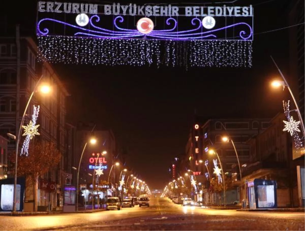 Kısıtlama başladı, Erzurum sokakları boş kaldı