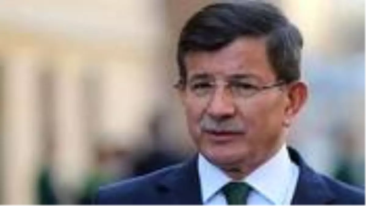 Koronavirüse yakalanan Davutoğlu\'nun sağlığıyla ilgili son durum: Ara sıra ateşi çıkıyor fakat genel sağlık durumu iyi