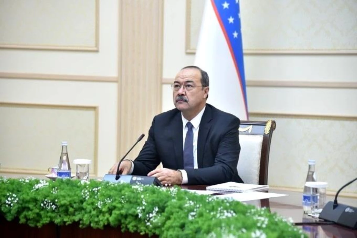 Özbekistan Başbakanı Aripov\'dan ŞİÖ ülkelerine karşılıklı uçuşları yeniden başlatma çağrısı