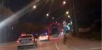 POLİSİN 'DUR' İHTARINA UYMAYAN KAMYONETİN SÜRÜCÜSÜ KAZA YAPTI; KOVALAMACA ANLARI KAMERADA