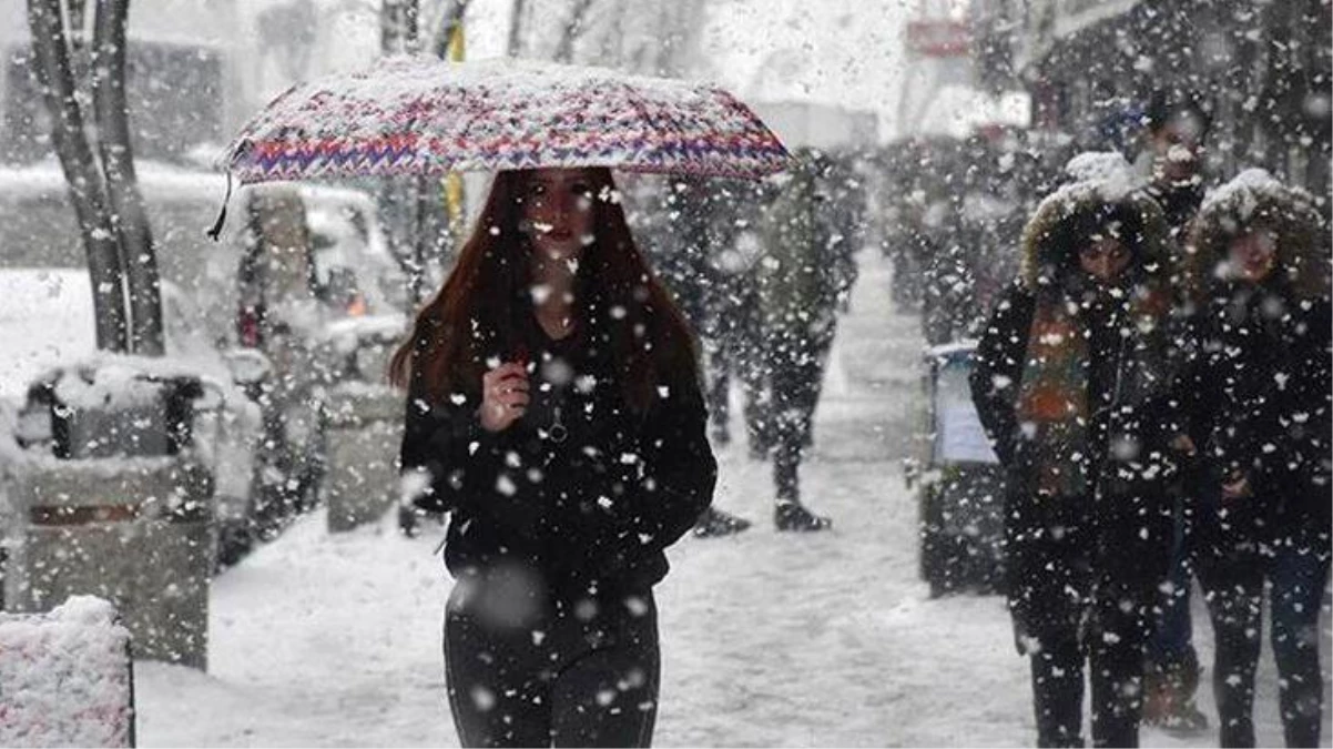 Trakya\'da etkili olan kar yağışı İstanbul\'un kapısına dayandı
