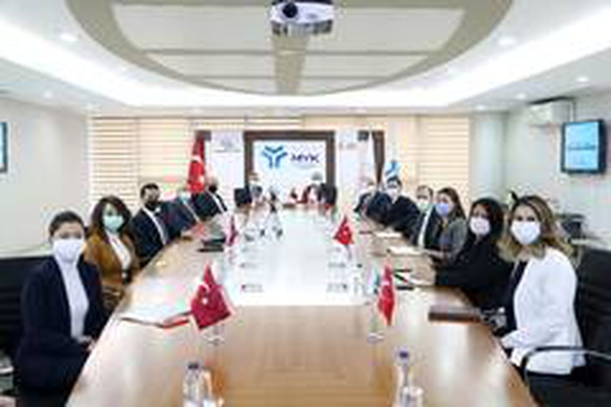ATO satış pazarlama alanlarında sınav ve belgelendirme kuruluşu oldu