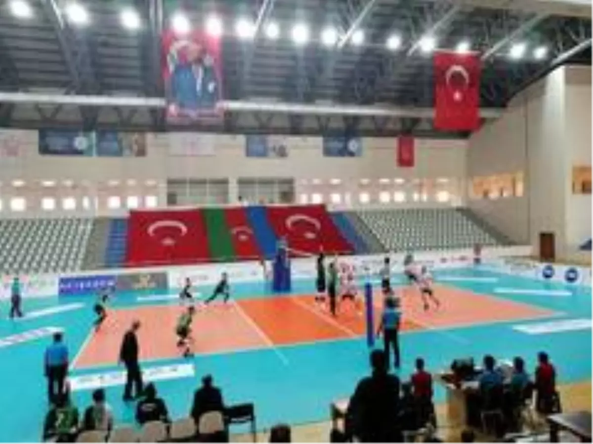 Efeler Ligi: Bingöl Solhan Spor: 1 Altekma: 3