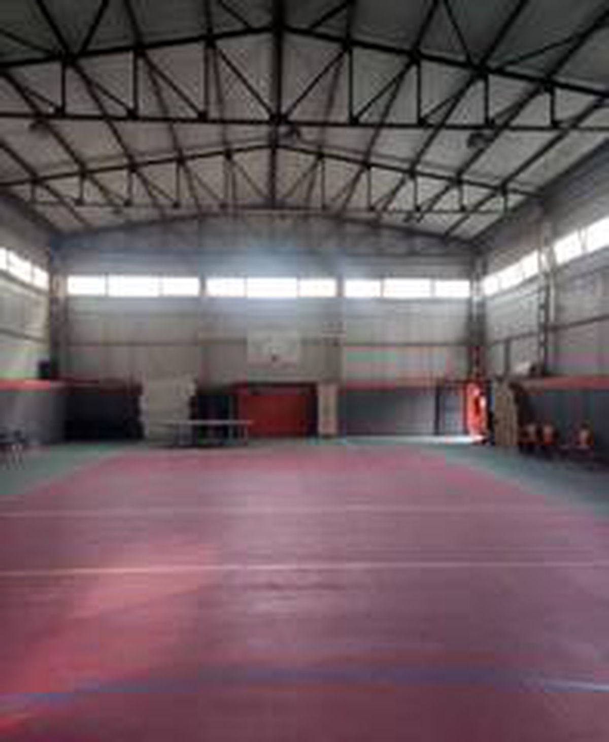 İzmir Valiliği spor salonunun hastaneye çevrildiği iddiasını yalanladı