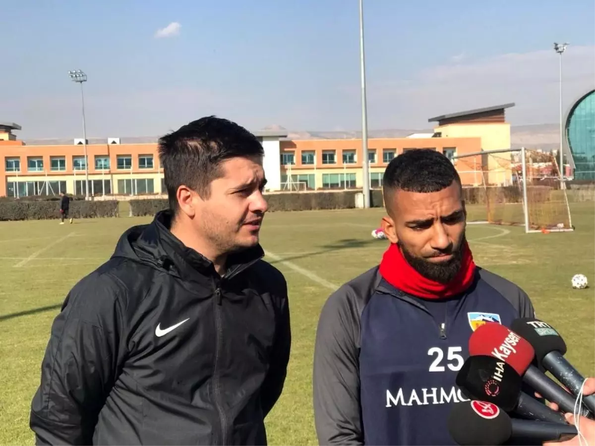 Kayserisporlu futbolcu Lennon: "Performansım her geçen gün daha iyiye gidiyor"