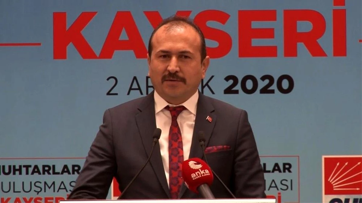 Kılıçdaroğlu\'nun muhtarlarla toplantısında dernek başkanından milletvekili tepkisi