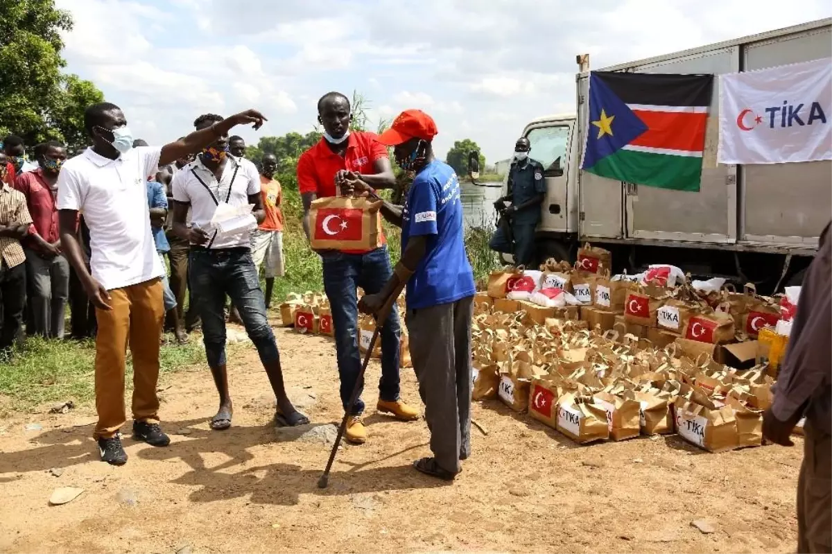 TİKA\'dan Güney Sudanlı balıkçılara destek