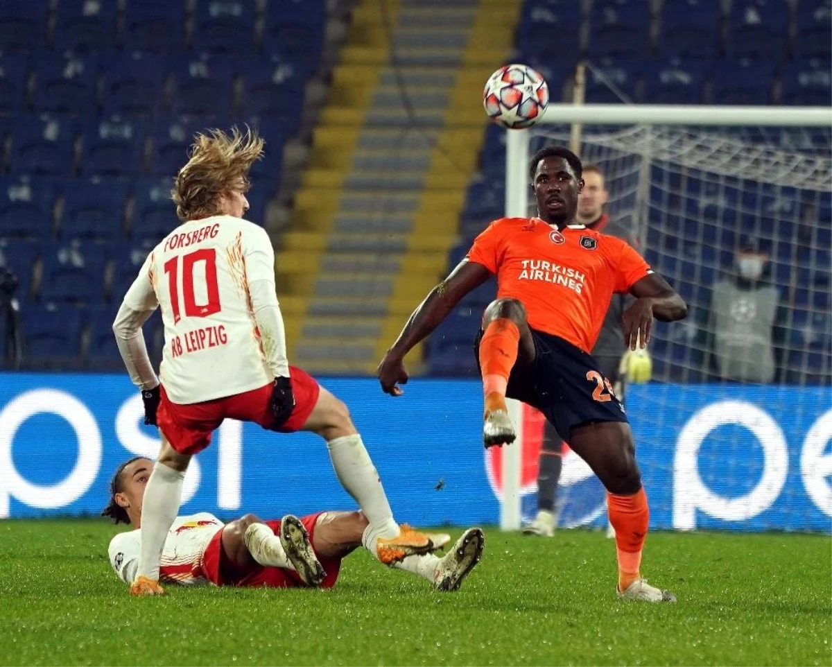 UEFA Şampiyonlar Ligi: Medipol Başakşehir: 1 - RB Leipzig: 2 (İlk yarı)