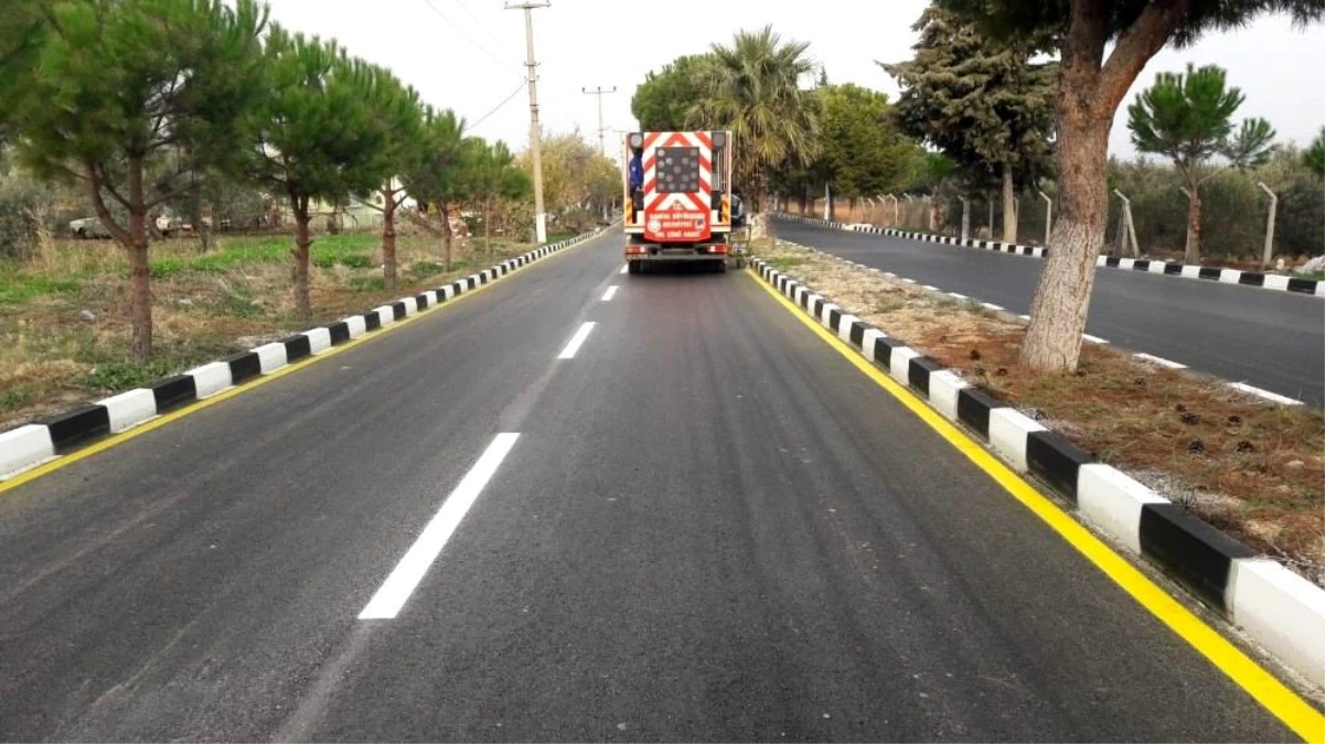 Yenilenen yolda çizgi çalışması da tamamlandı