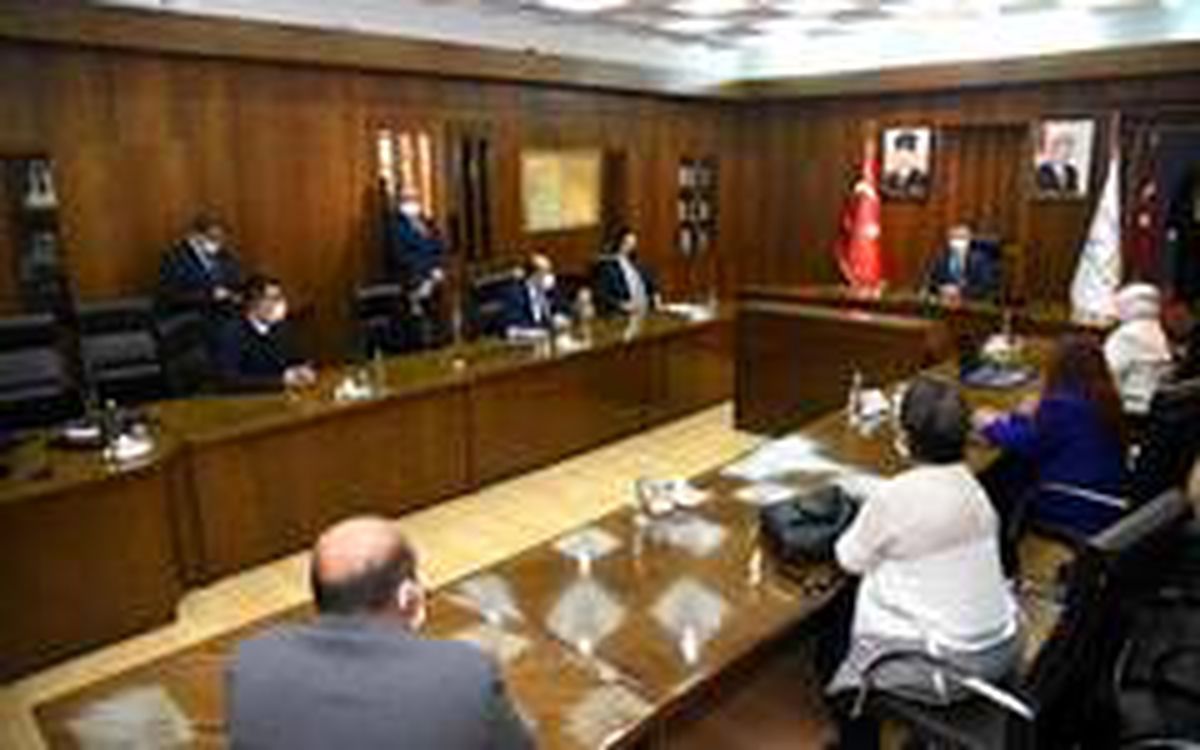 Aydınlı engelli dernekleri temsilcileri, Vali Aksoy\'u ziyaret etti