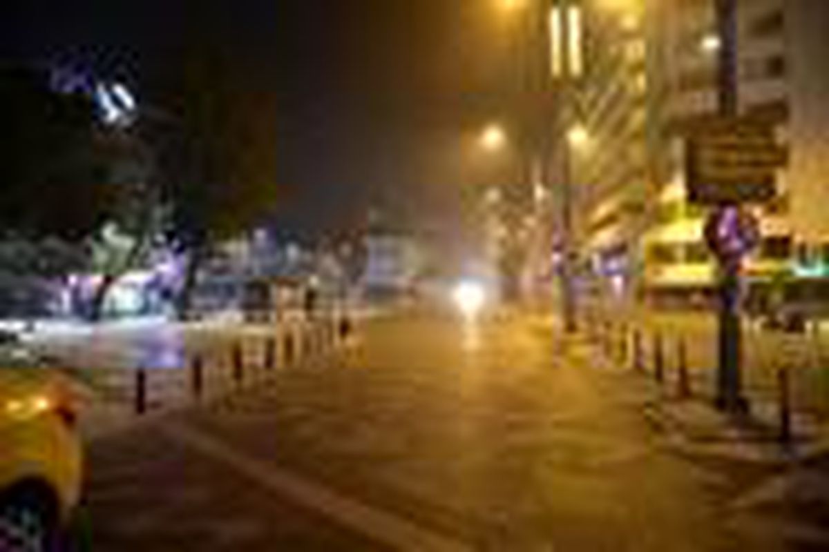 İzmir\'de sokaklar boş kaldı