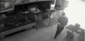 Muğla'da gündüz saatlerinde dönerciyi soyan hırsız kayıplara karıştı