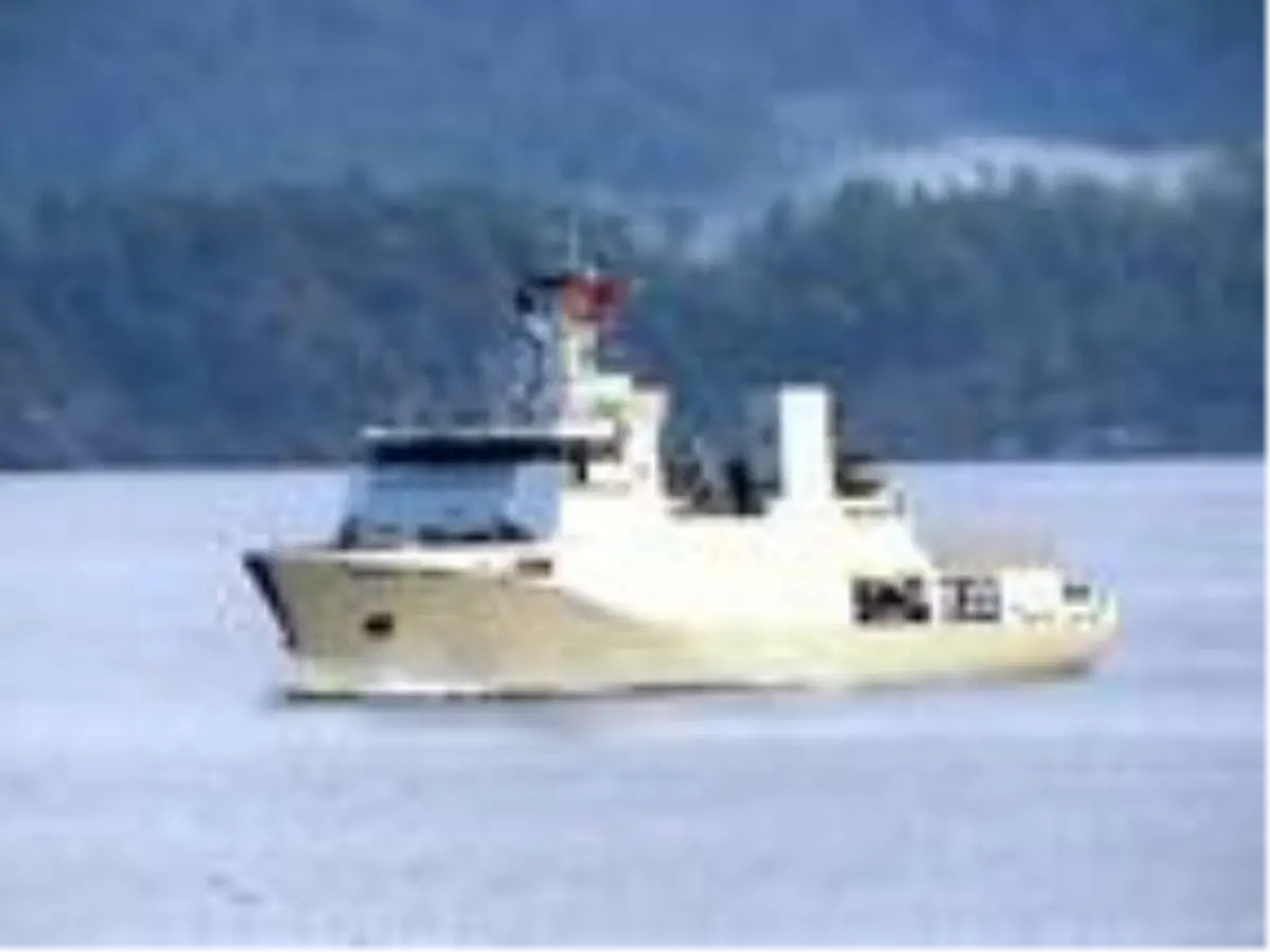 Pakistan korvetinin komuta kademesinden Aksaz\'a ziyaret