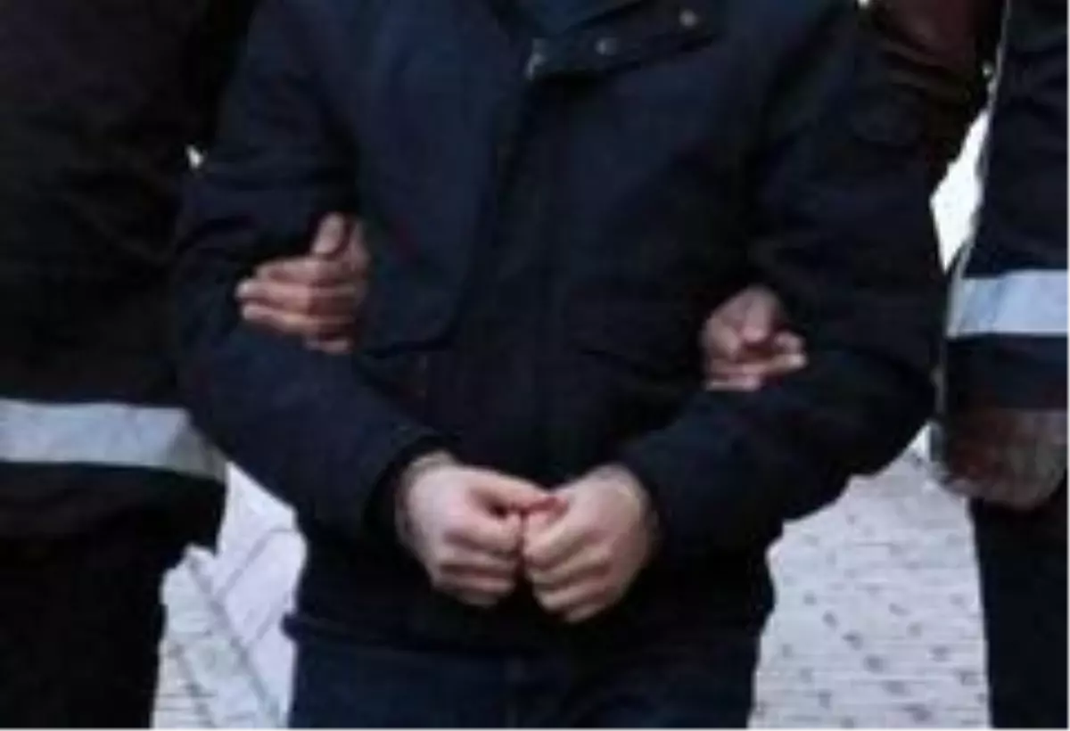 Şanlıurfa\'da 2 terörist silah ve mühimmatlarıyla birlikte teslim oldu