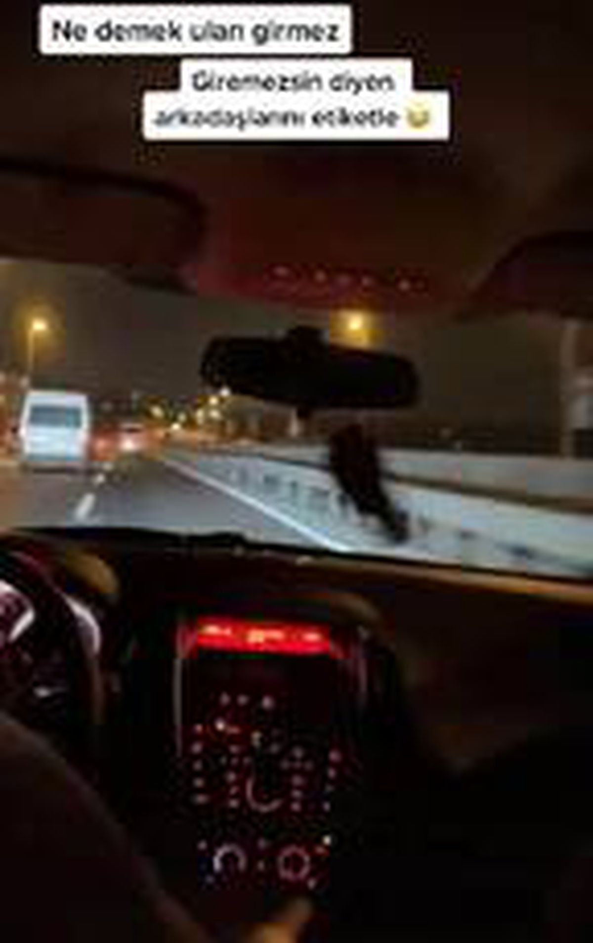 Trafik magandası attığı makasları sosyal medyada paylaşınca yakalandı