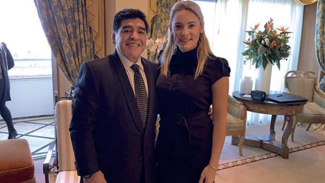 Maradona hakkında korkunç iddia: Dövülüp merdivenden aşağı atıldı