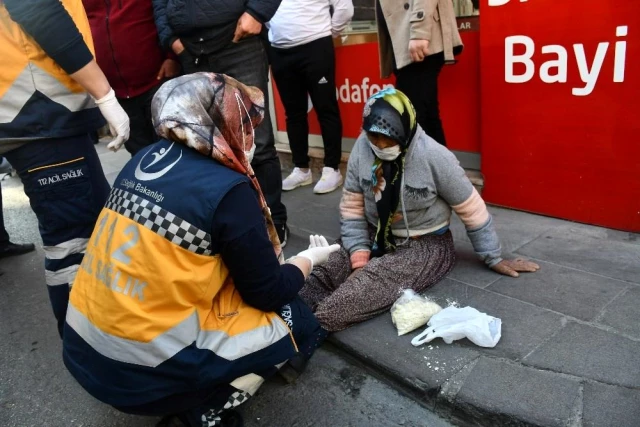 Otobüsün altında kalan yaşı kadın, gitmemek için direndiği hastanede iç kanamadan öldü