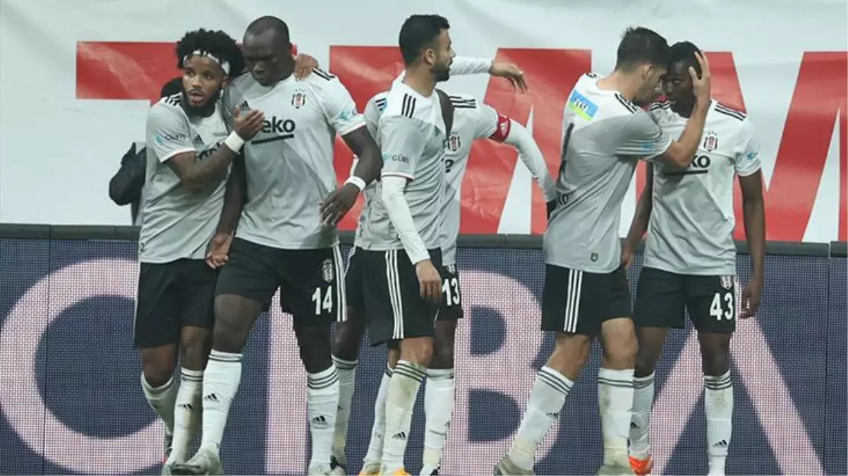 Son Dakika: Beşiktaş, evinde Kasımpaşa\'yı 3-0 yendi