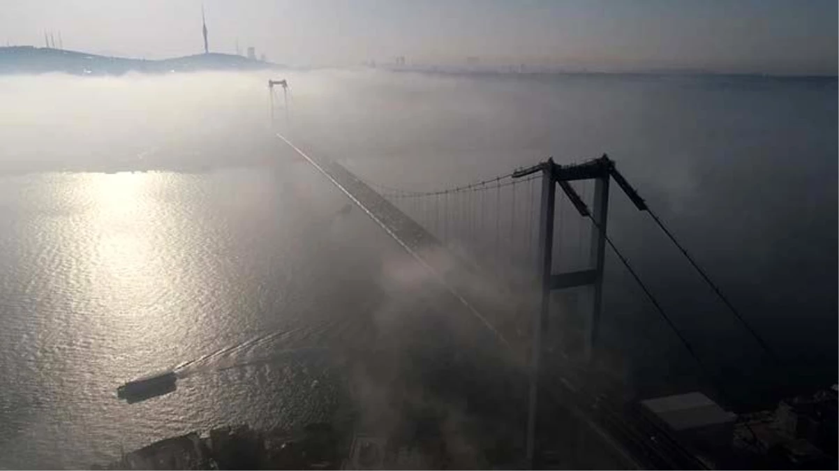 Son Dakika! İstanbul Boğazı\'nda etkili olan sis nedeniyle bazı vapur seferleri iptal edildi