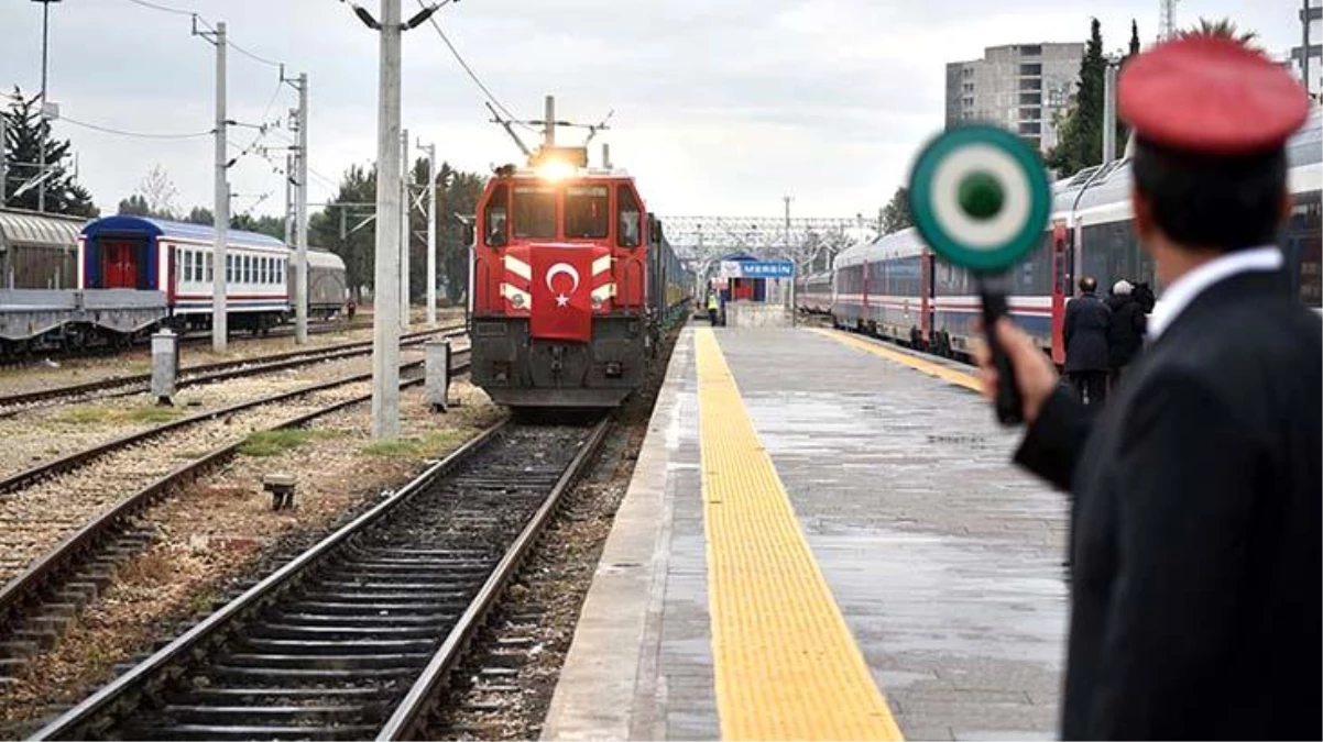 Son Dakika! Türkiye\'den Çin\'e gidecek ilk ihracat treni bugün İstanbul\'dan yola çıkıyor