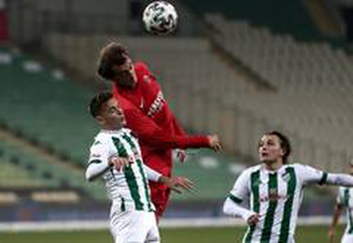 TFF 1. Lig: Bursaspor: 0 Ümraniyespor: 1 (İlk yarı)