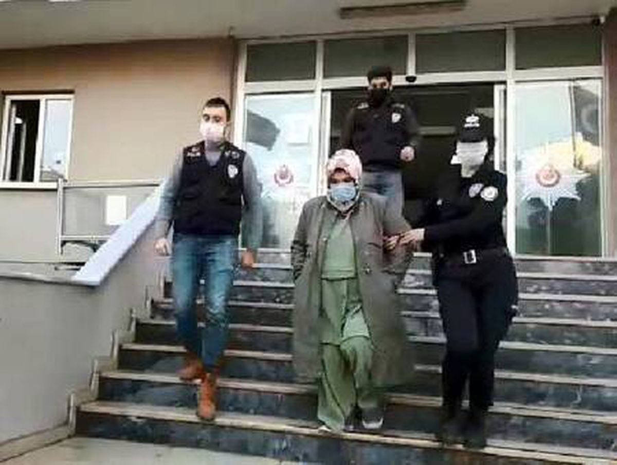 Aile sağlık merkezinde doktora hakaret edip saldıran kadın yakalandı