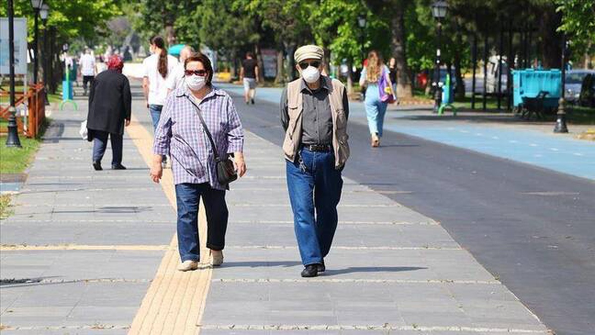 65 yaş üstü ile 20 yaş altı toplu ulaşım kartları kullanıma kapatılıyor