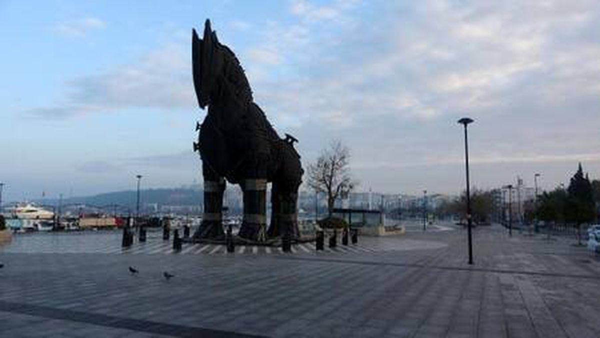 Son dakika haberi | Çanakkale\'de cadde ve meydanlarda kısıtlama sessizliği