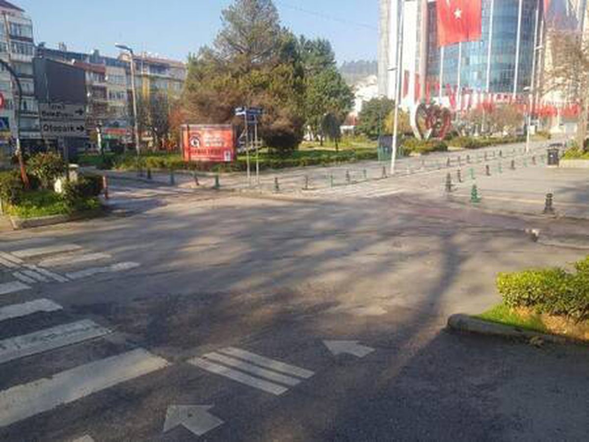 Son dakika gündem: İzmit sokakları boş kaldı