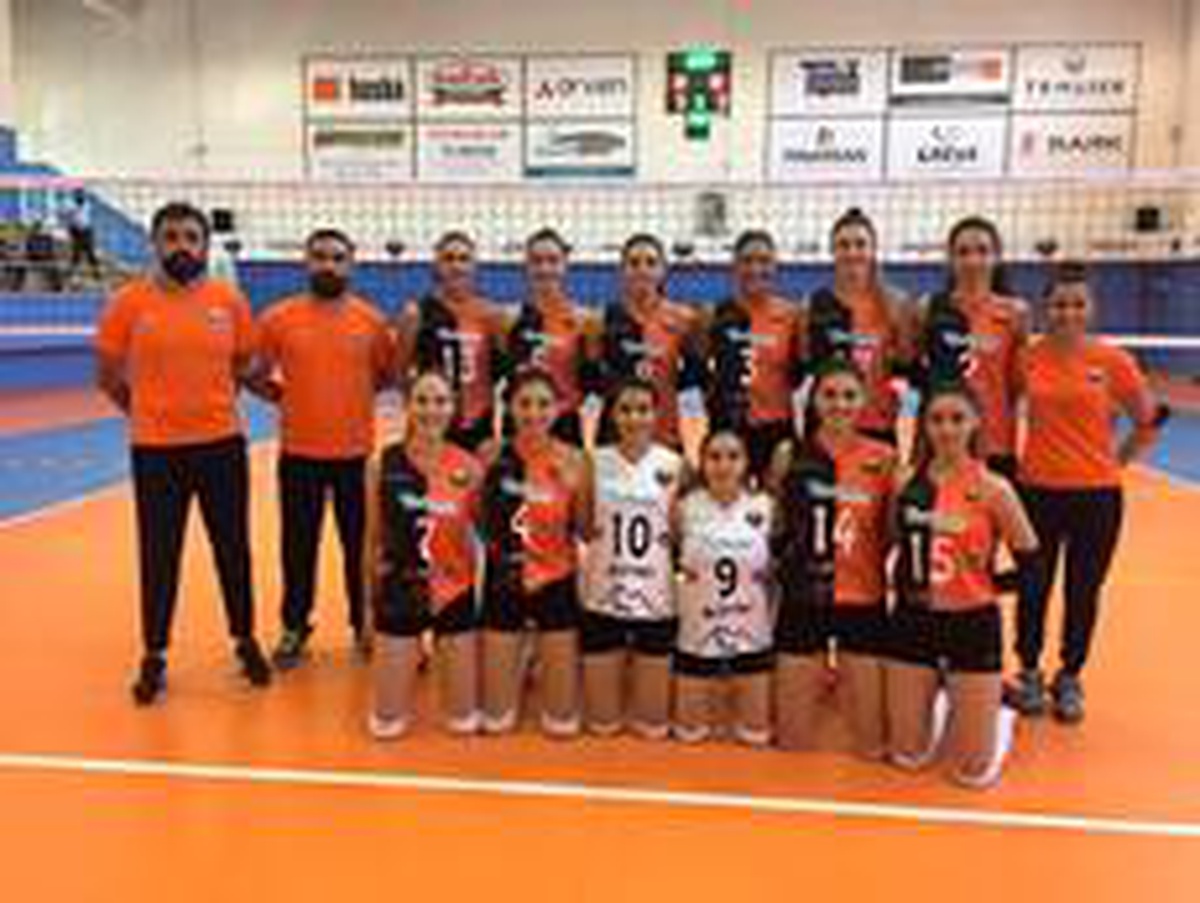 Kadınlar Voleybol 1. Ligi: Turkuaz Seramik OSB Teknik Koleji: 0 TED Ankara Kolejliler: 3