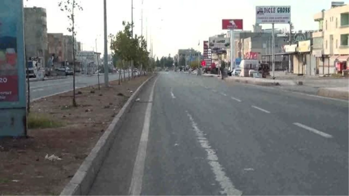 ŞANLIURFA - (DRONE) Tarihi mekan ve sokaklar boş kaldı