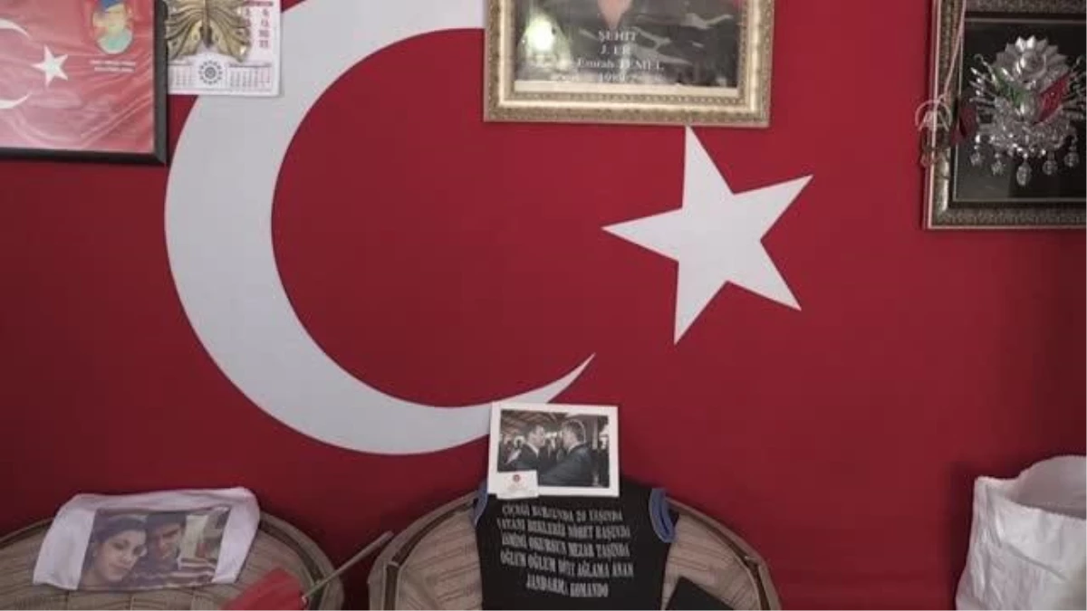 Son dakika... Şehit askerin ailesi evlerinin bir odasını oğullarının hatıralarıyla donattı
