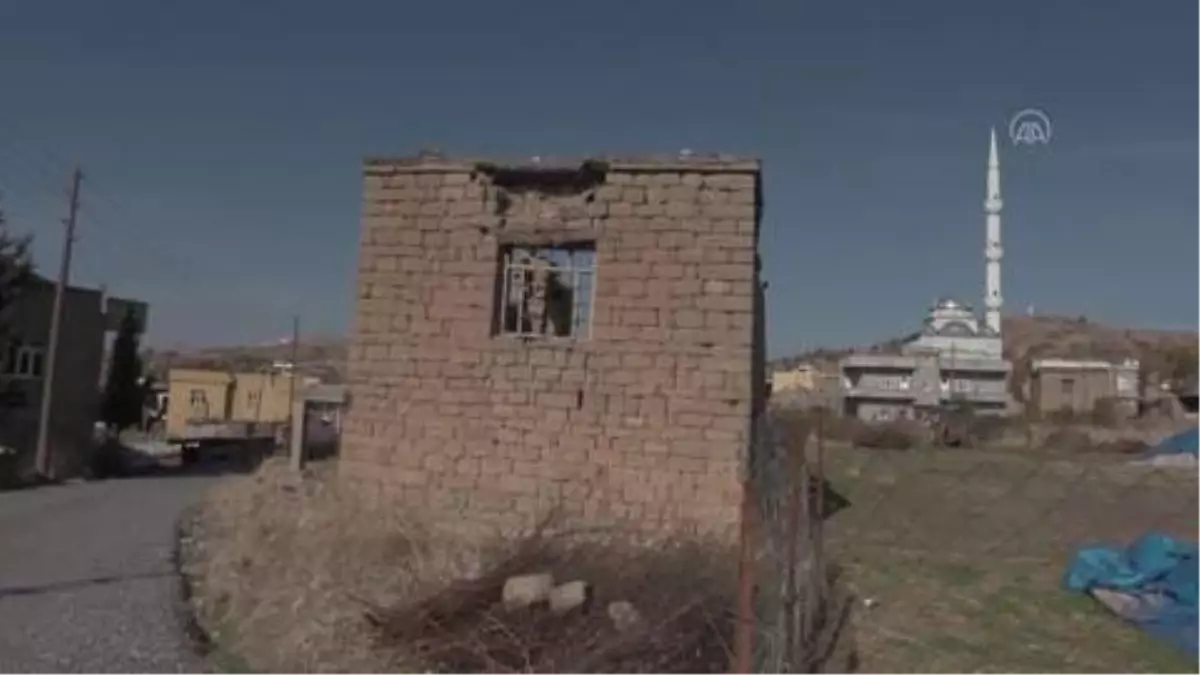 Siirt depreminde yıkılan 35 yıllık ev 2 ay önce boşaltılmış