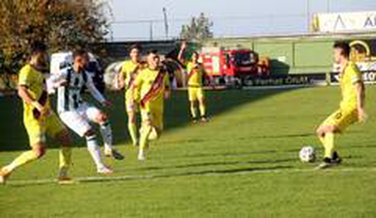 TFF 1. Lig: Giresunspor: 0 Eskişehirspor: 0 (İlk yarı)