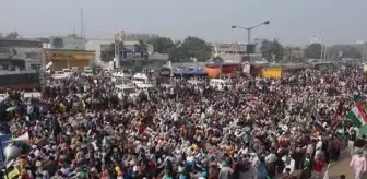 YENİ DELHİ - Çiftçilerden yeni tarım reformu protestosu