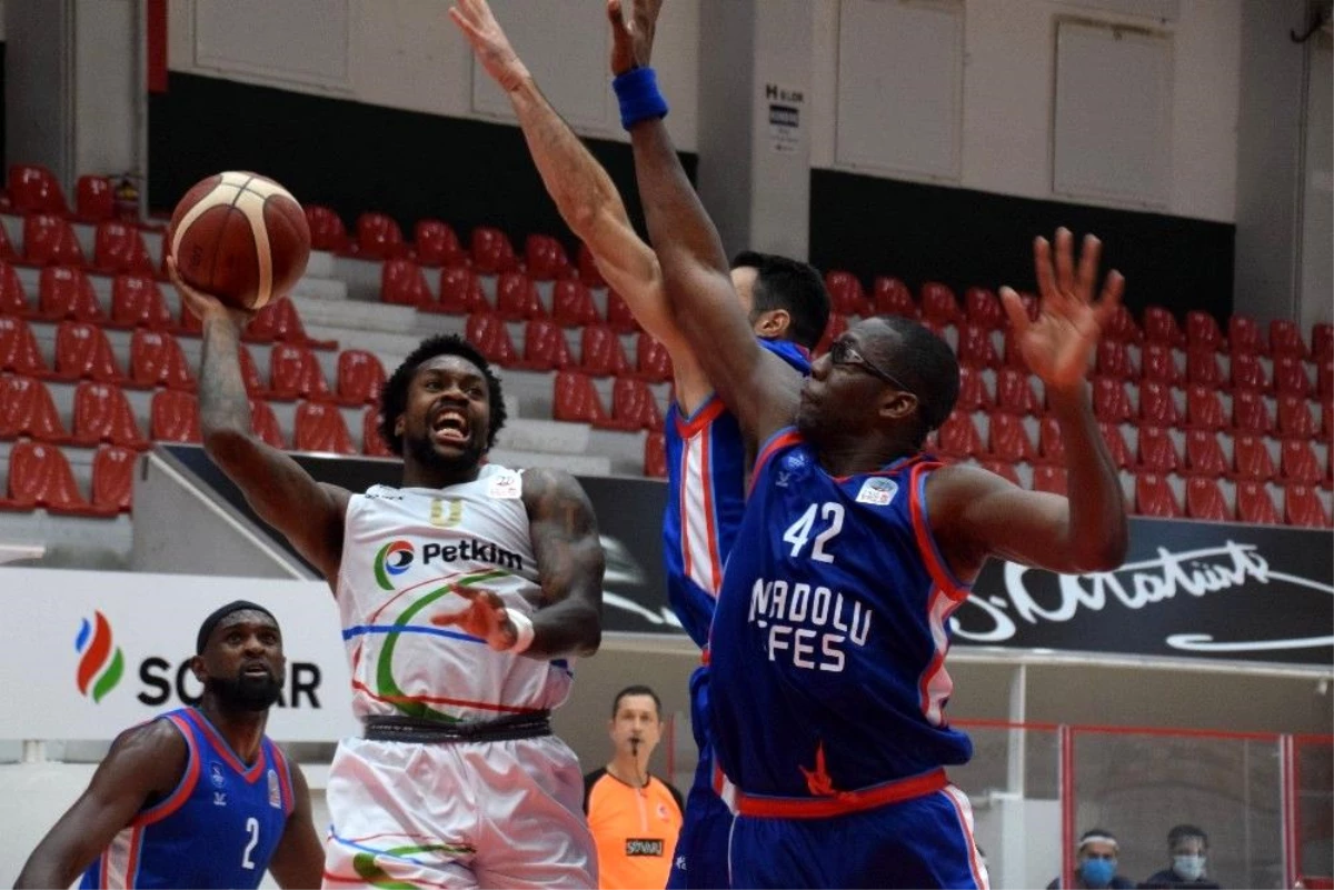 Basketbol Süper Ligi: Aliağa Petkim: 71- Anadolu Efes : 75