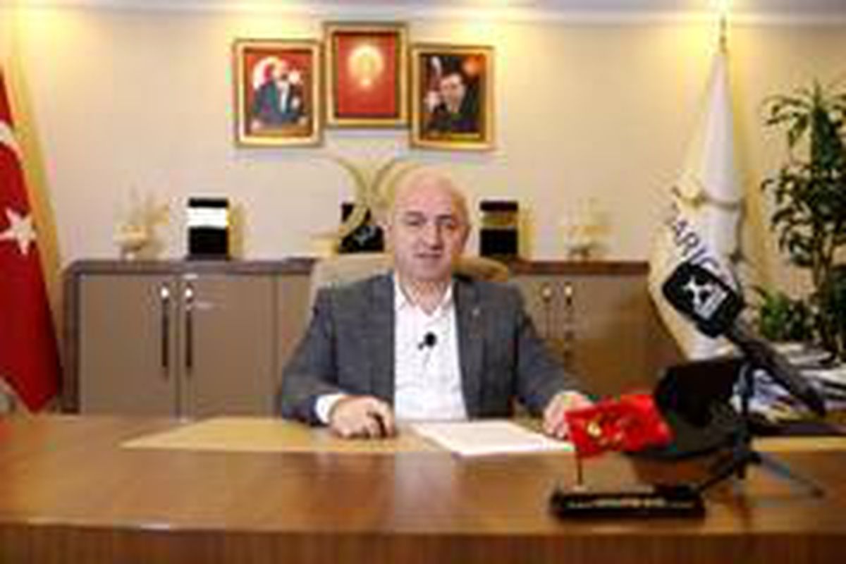 Bıyık, sosyal medyada Darıcalılarla buluştu