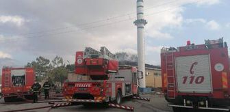 Çardakta başlayan yangın, camiye sıçradı