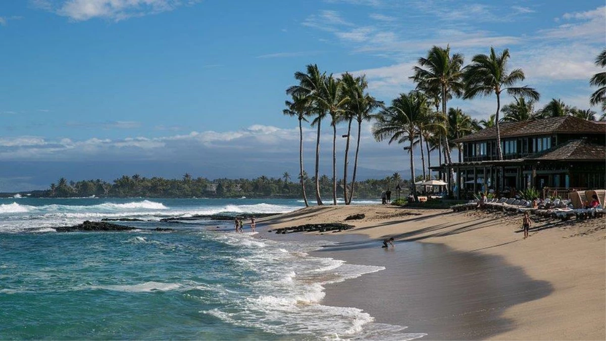 Hawaii, uzaktan çalışmaya geleceklerin gidiş-dönüş biletlerini karşılayacak