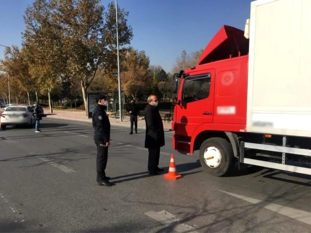 Son dakika haberleri: Konya Emniyet Müdürü Mustafa Aydın, uygulama noktalarını denetledi