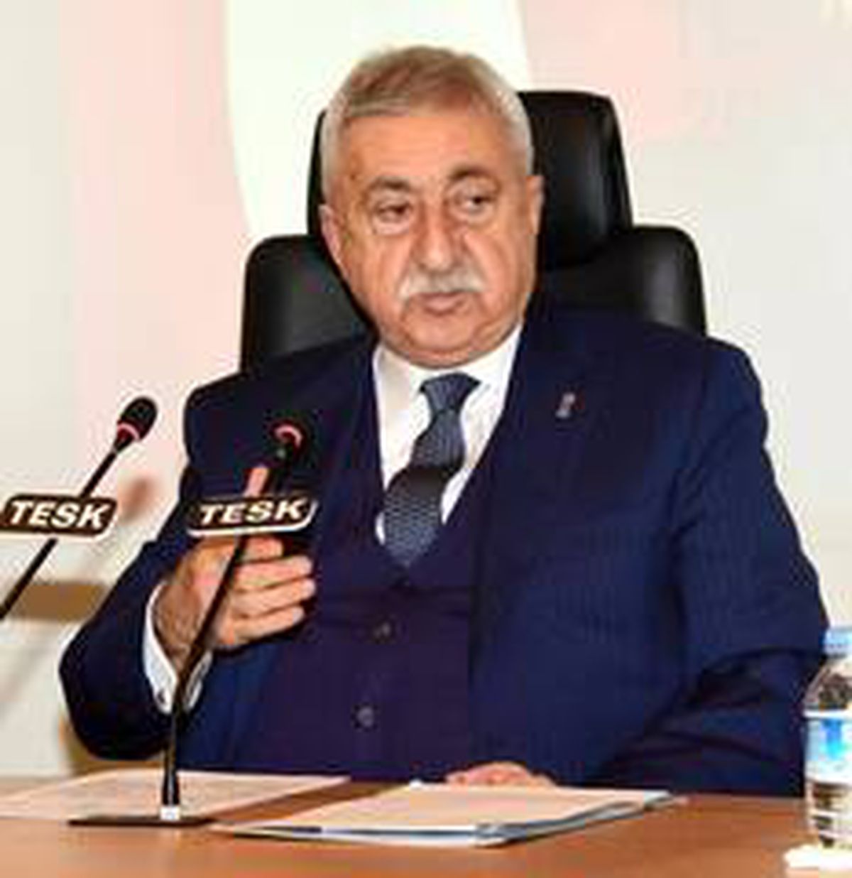 Palandöken: "İcra işlemleri pandemide durdurulmalı"
