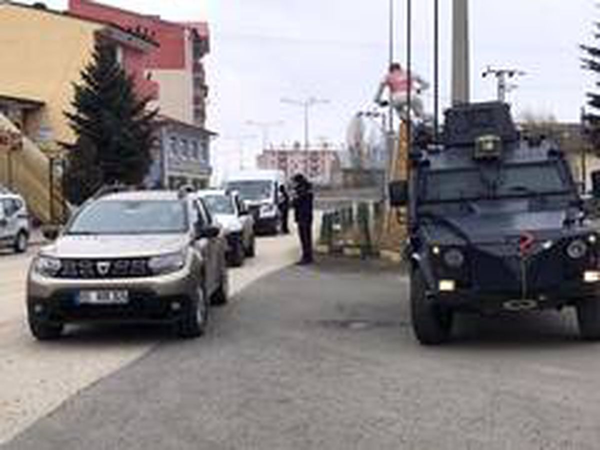Sarıkamış\'ta polisten sıkı denetim