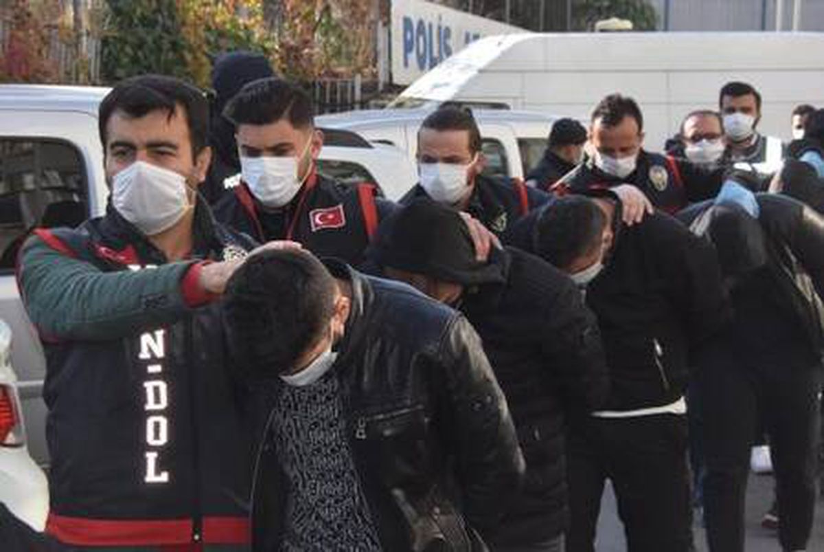 Türkiye\'de yaşayan Almanları dolandıran 39 şüpheli adliyede