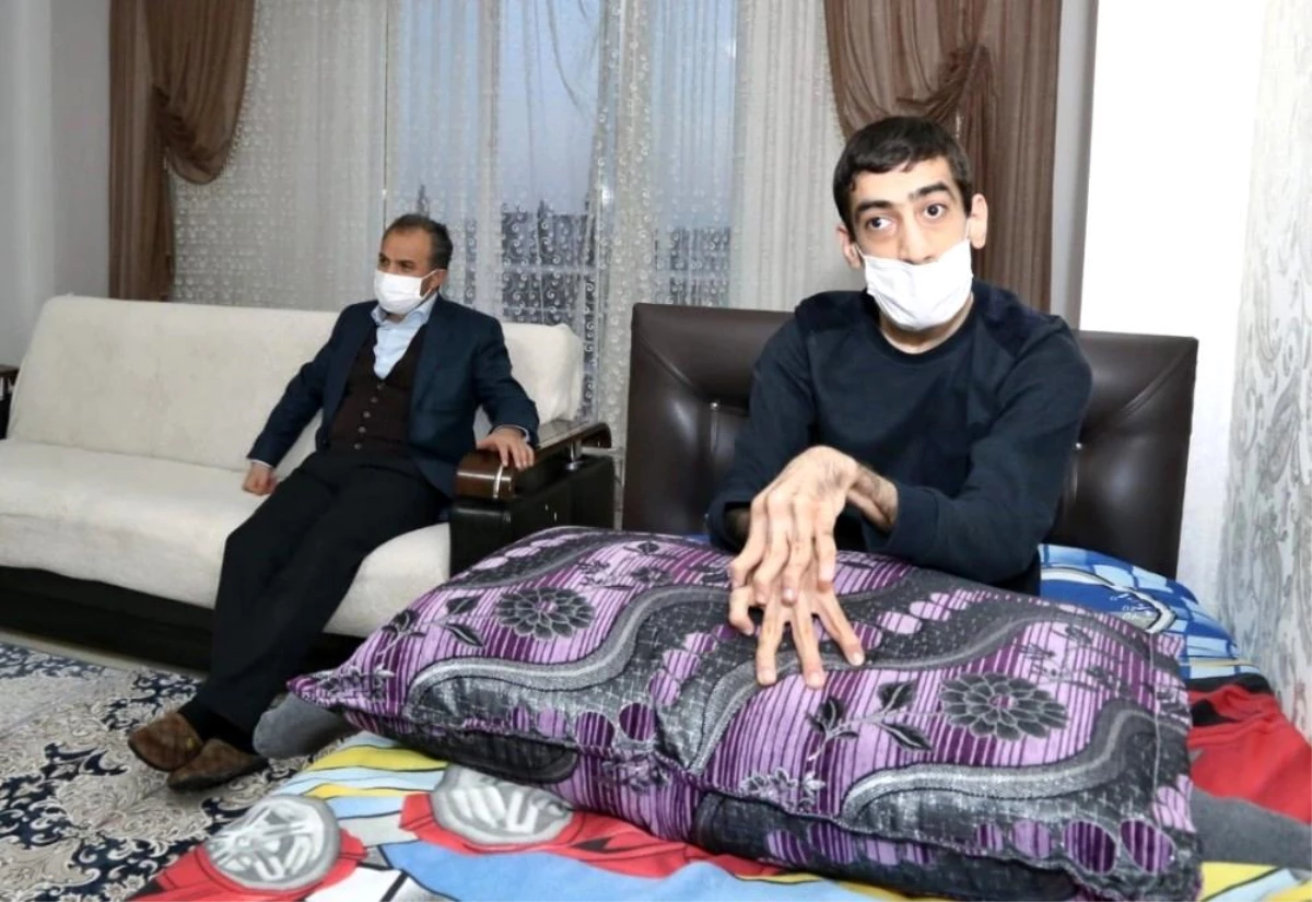 Başkan Kılınç, Sedat\'ı evinde ziyaret etti