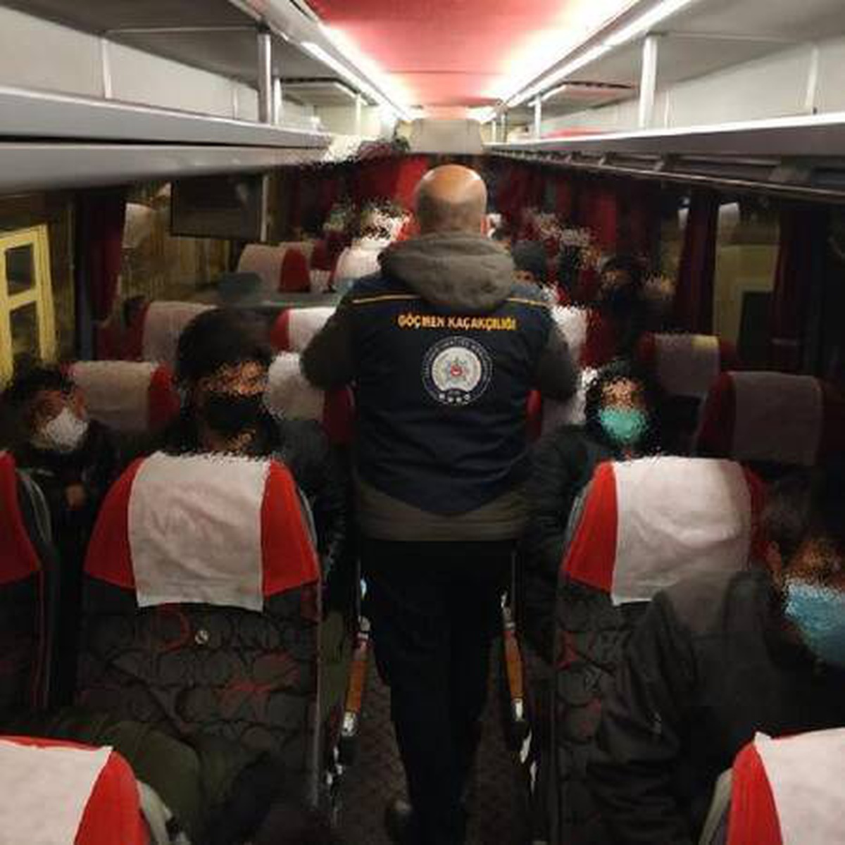 Eskişehir\'de 26 kaçak göçmen yakalandı
