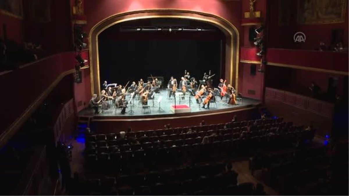 Kadıköy Belediyesi Pandemi Orkestrası ilk kez sahne aldı