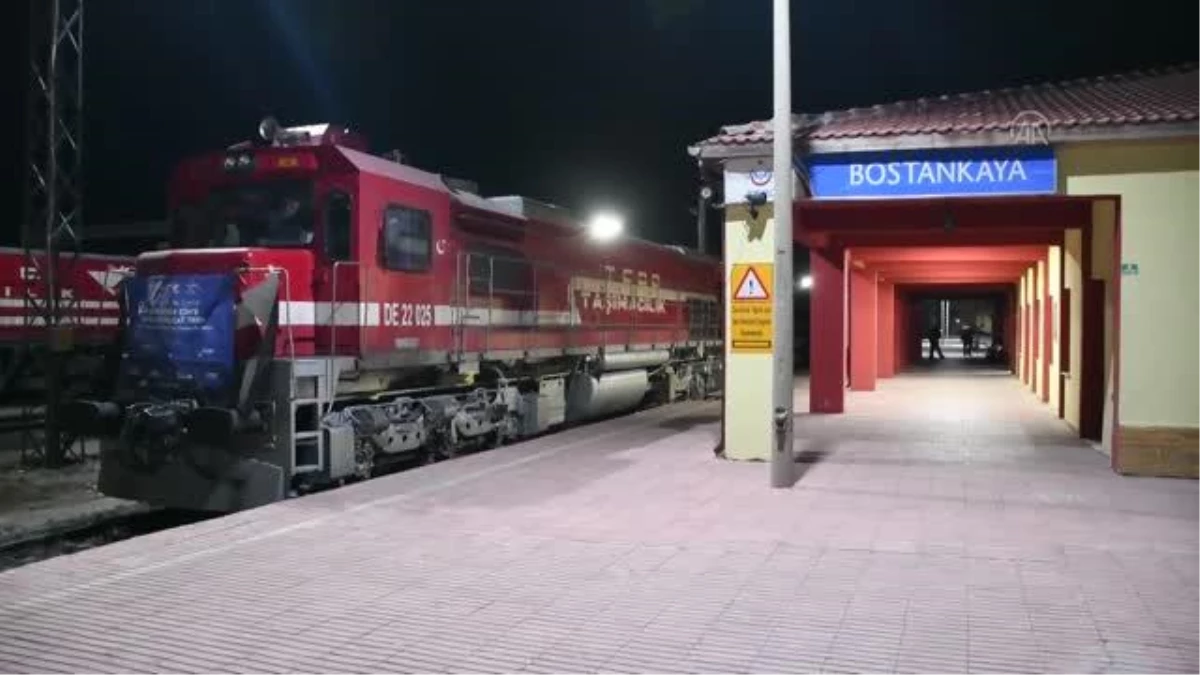 Türkiye\'den Çin\'e gidecek ilk blok ihracat treni Sivas\'a ulaştı