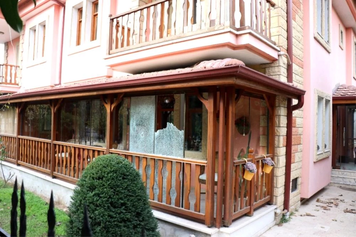 Ayhan Üstün\'ün evine saldıran şüphelinin gözaltına alınması kamerada