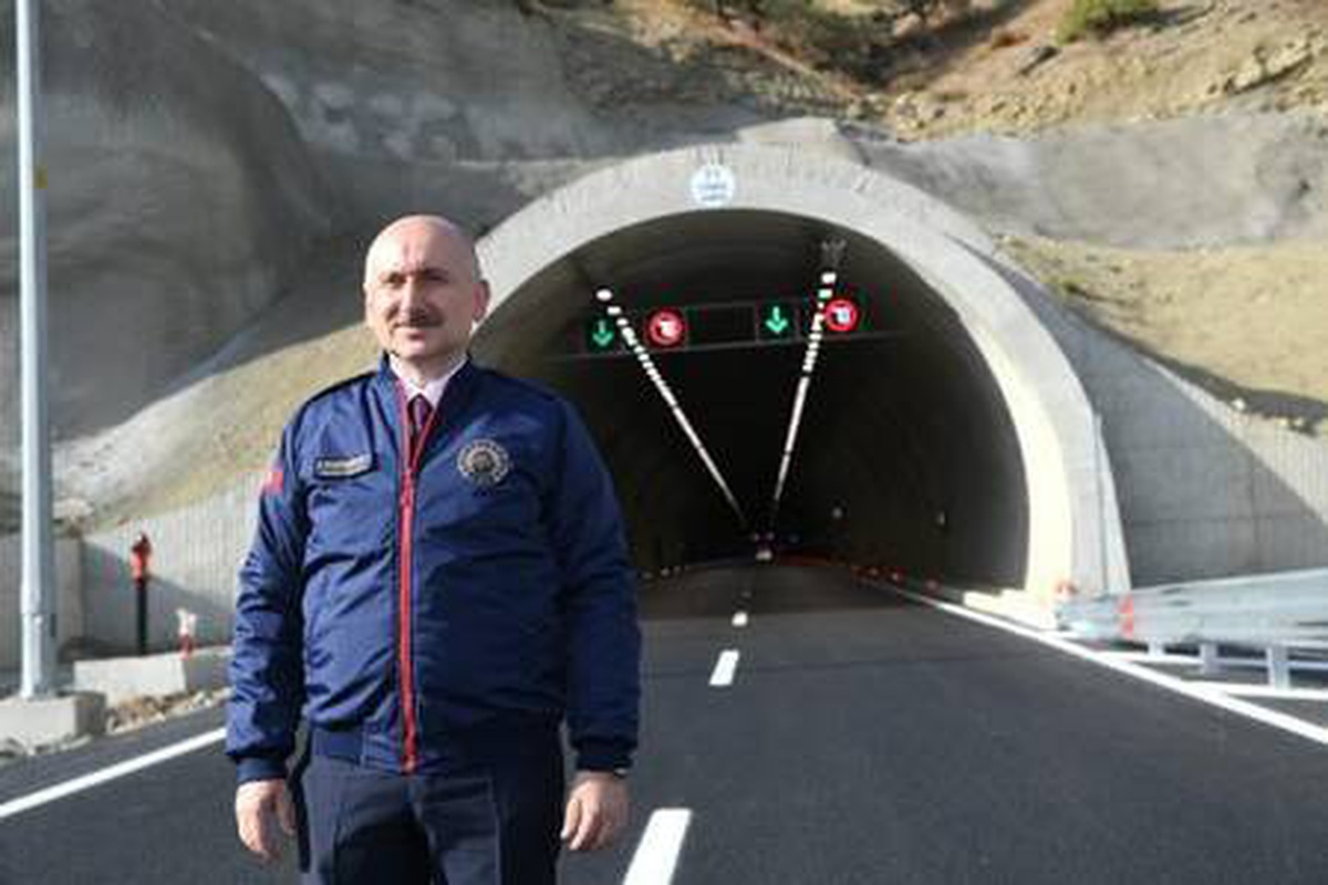Bakan Karaismailoğlu: Bölünmüş yol projeleri ile 18 milyar 501 milyon TL tasarruf sağlandı
